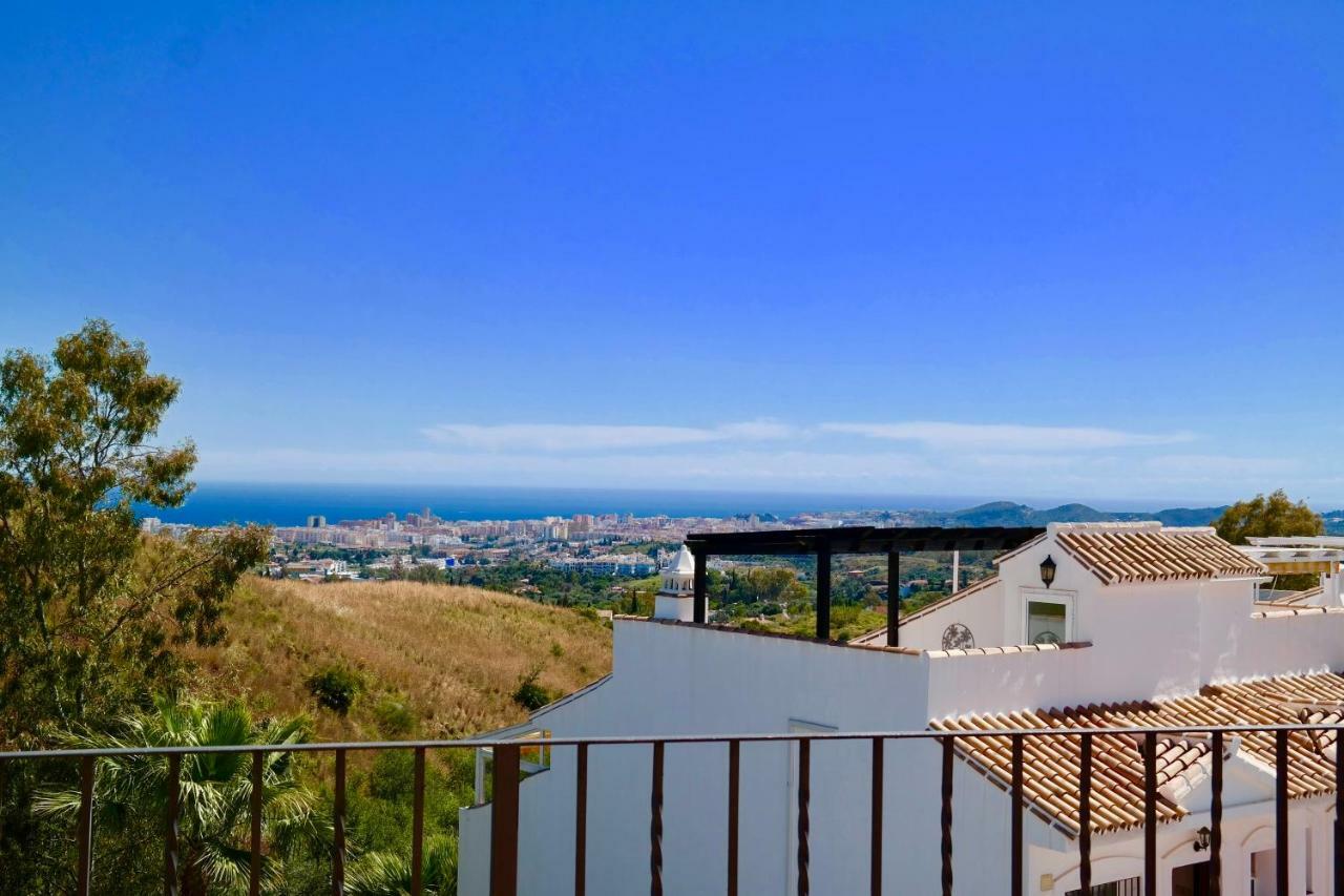 Amazing Sea Views Duplex Apartment With Garden, El Porton De Mijas Eksteriør billede